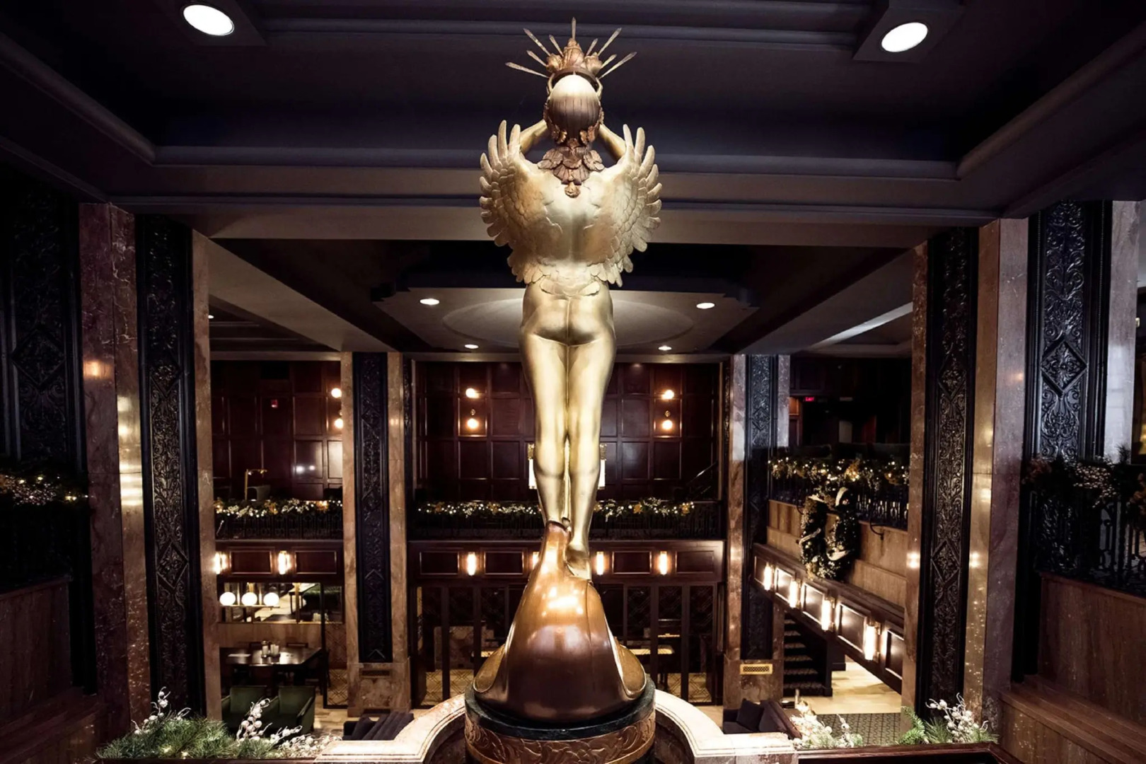 Hotel Phillips Kansas City Curio Collection by Hilton