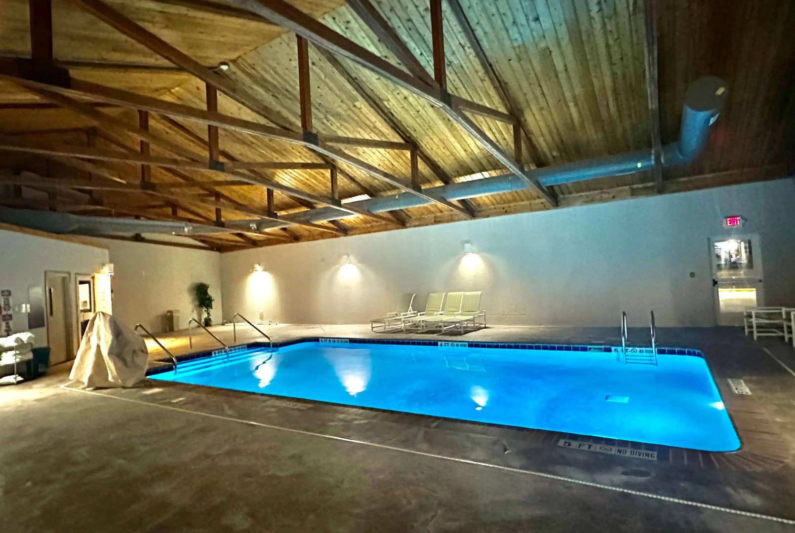 Microtel Inn & Suites by Wyndham Quincy Downtown/River Area