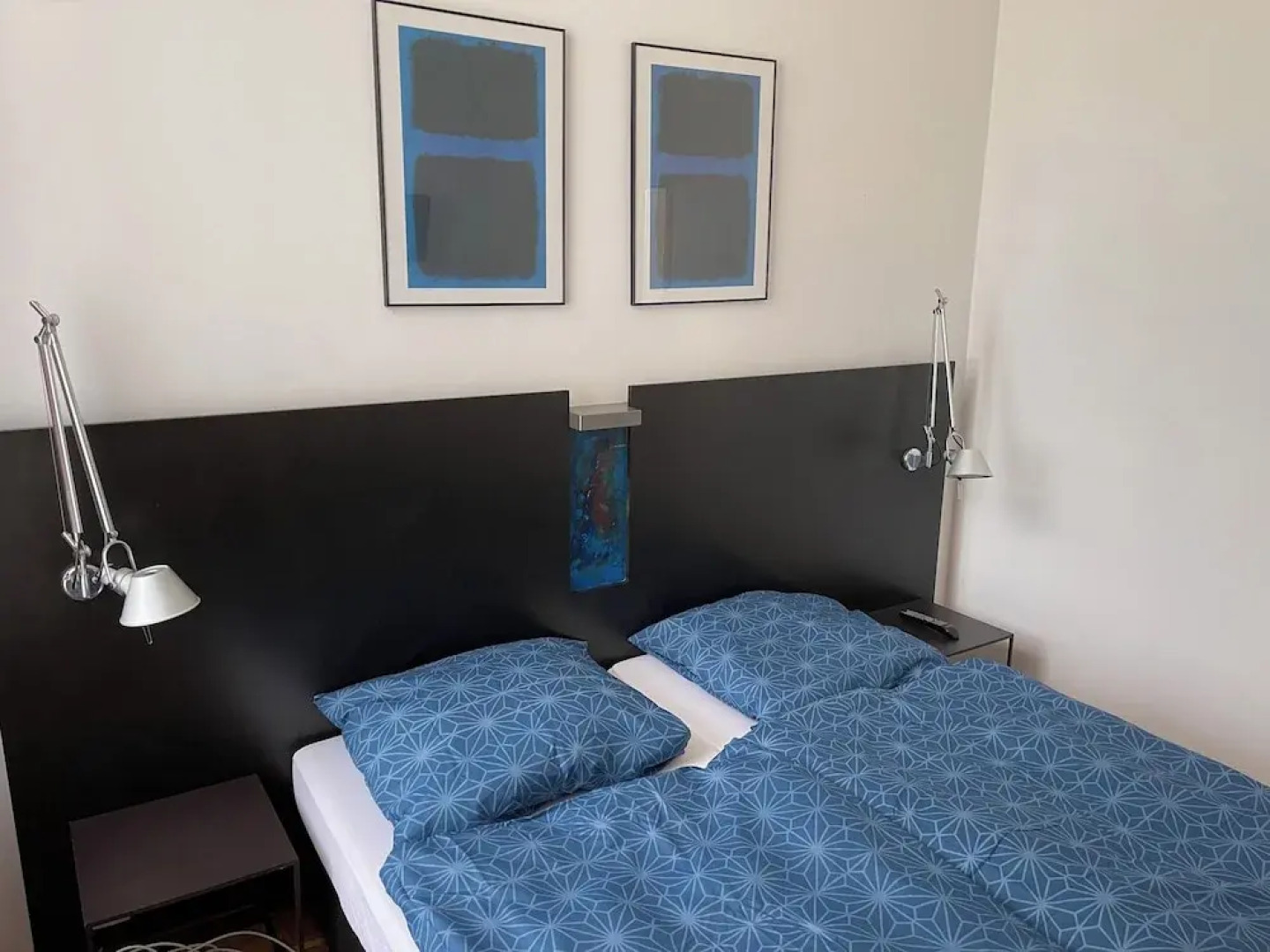 WHLIVING - Apartments & Studios