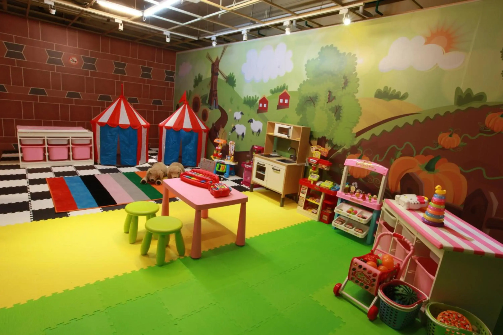 Lido Forest Resort Hotel