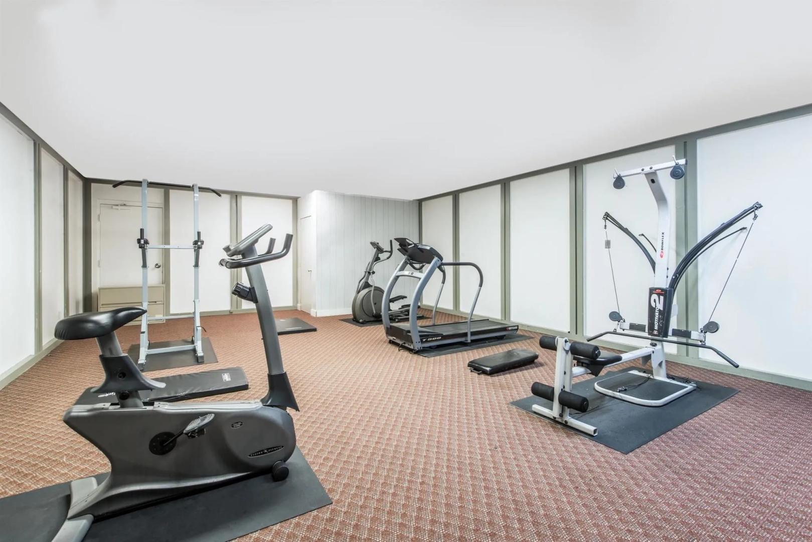 Howard Johnson - Kitchener Conestoga