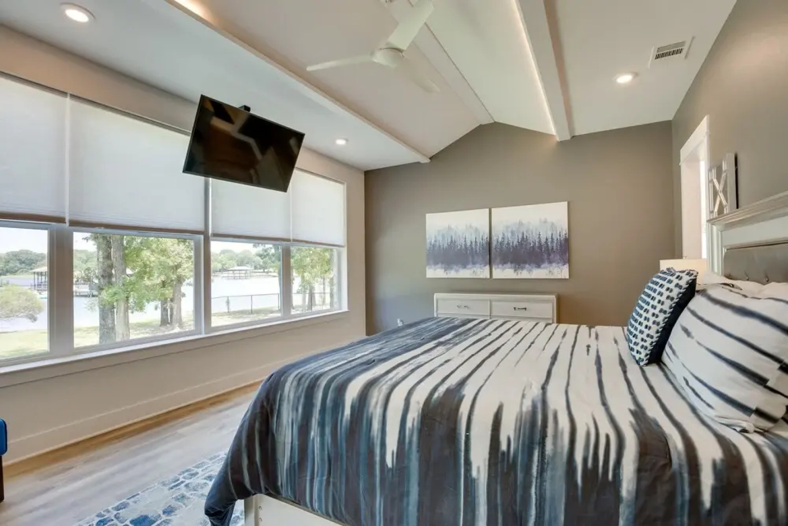 Pool, Hot Tub & Views: Malakoff Gem on Cedar Creek