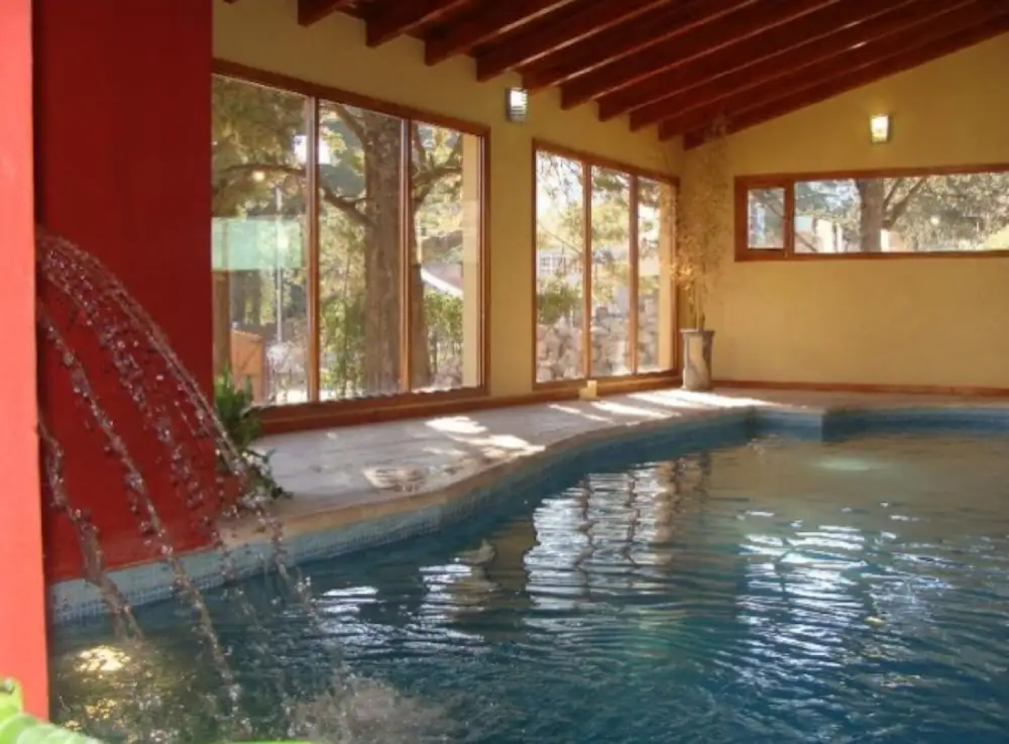 Hostal L' Hirondelle