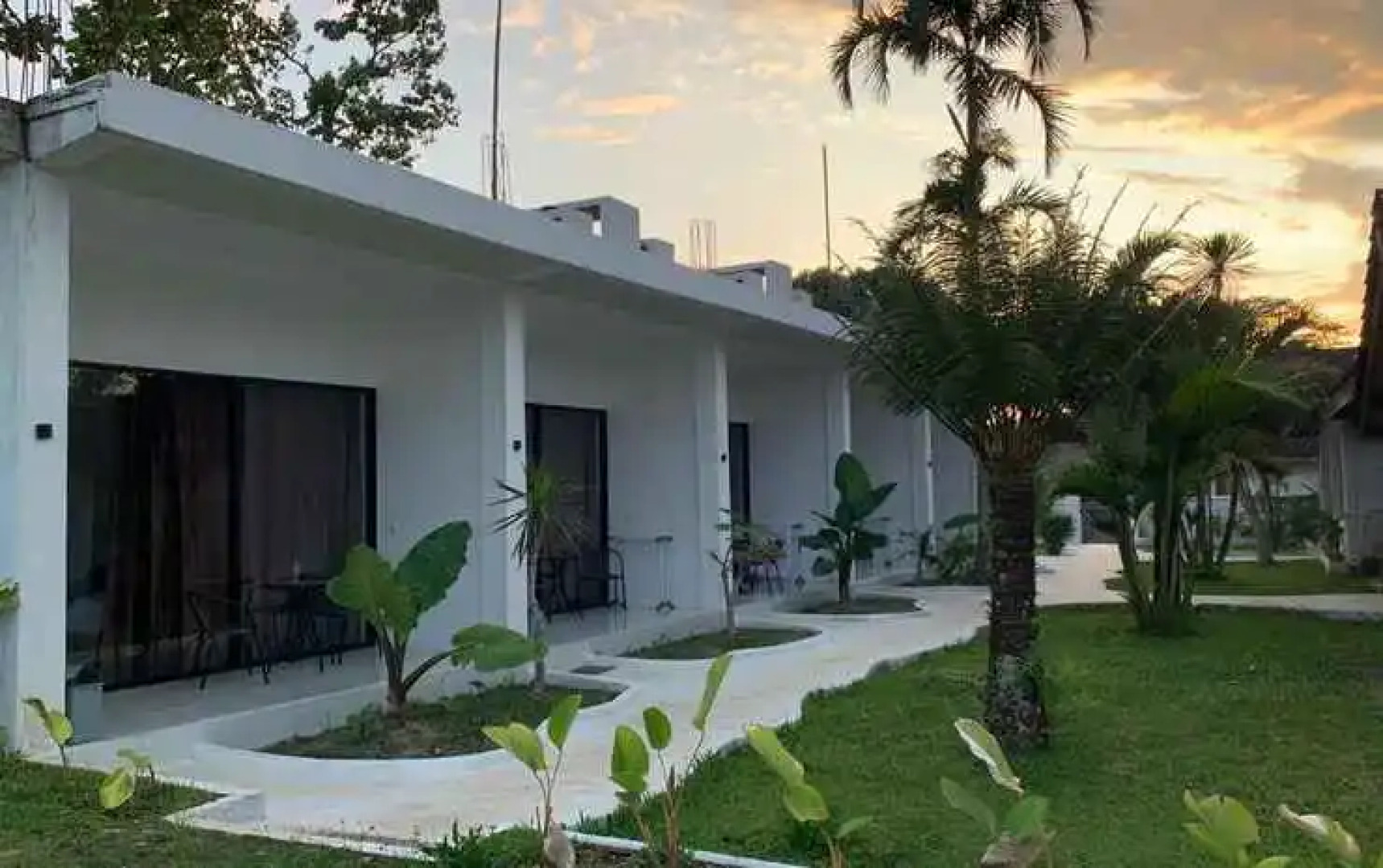 Pondok Tetebatu Cottage and Cafe