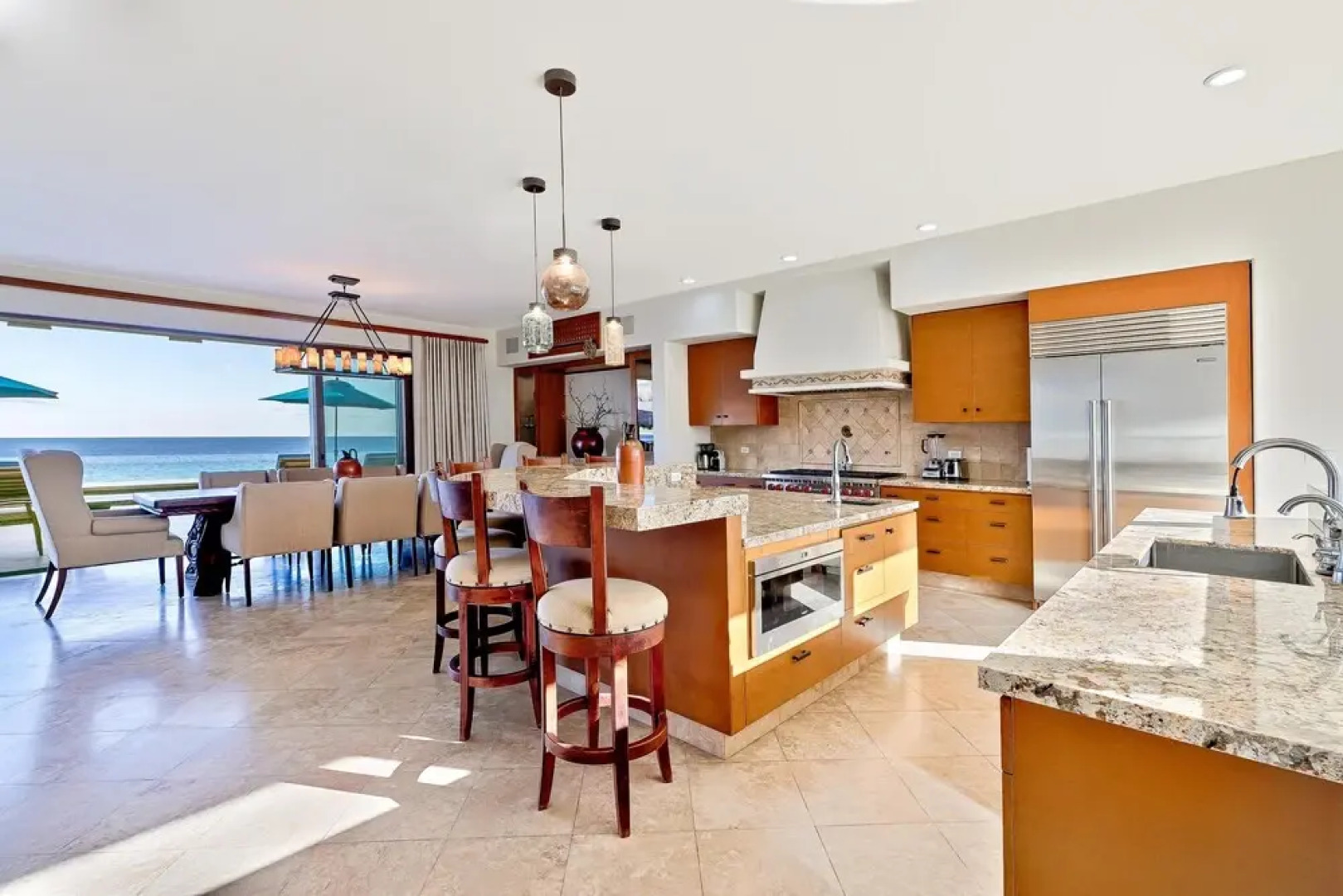 Oceanfront Getaway Near Cabo Pulmo: Villa Bahia de los Frailes