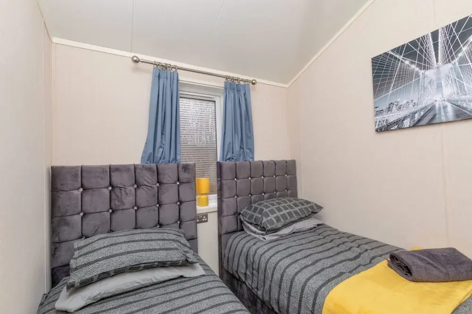 Family Luxury Cabin Retreat with hot tub