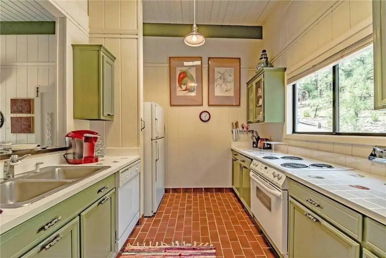 Lego House - Three Bedroom Cabin