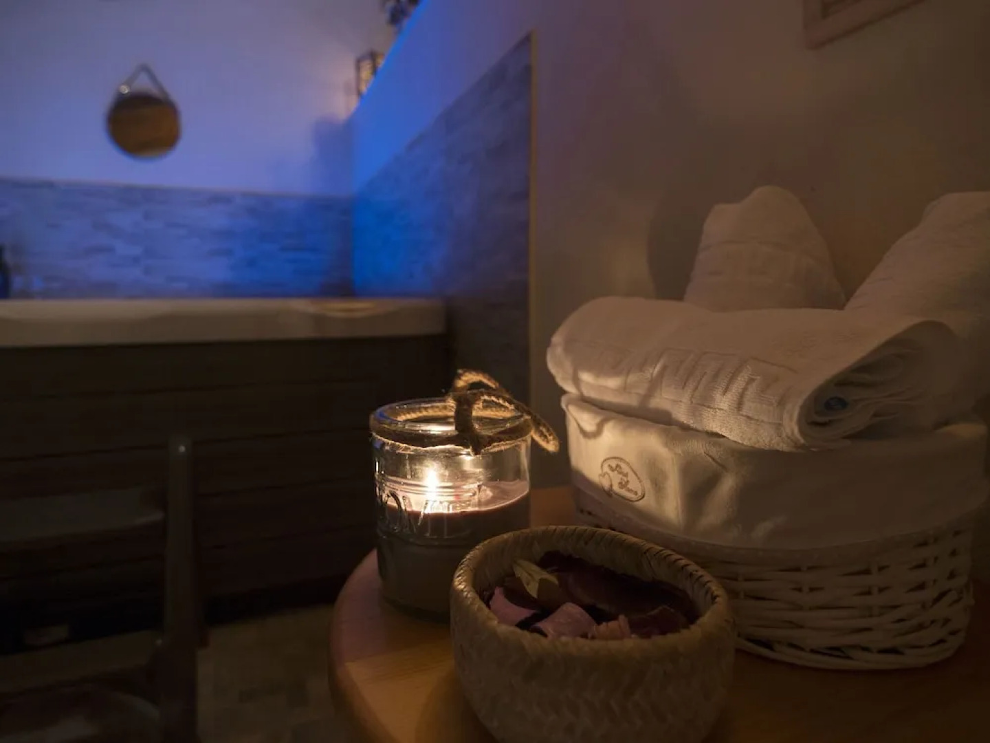 Fantastic two Storey Holiday Home With Beautiful Garden, Amazing Panoramic View