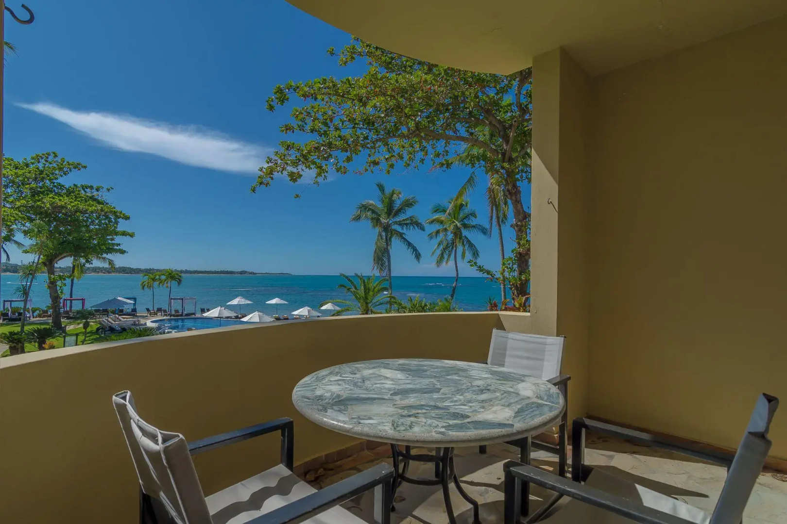 Velero Beach Resort