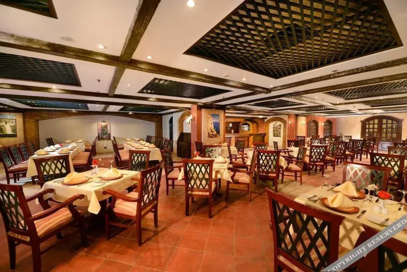 Golden Tulip Narmer Pyramids Hotel