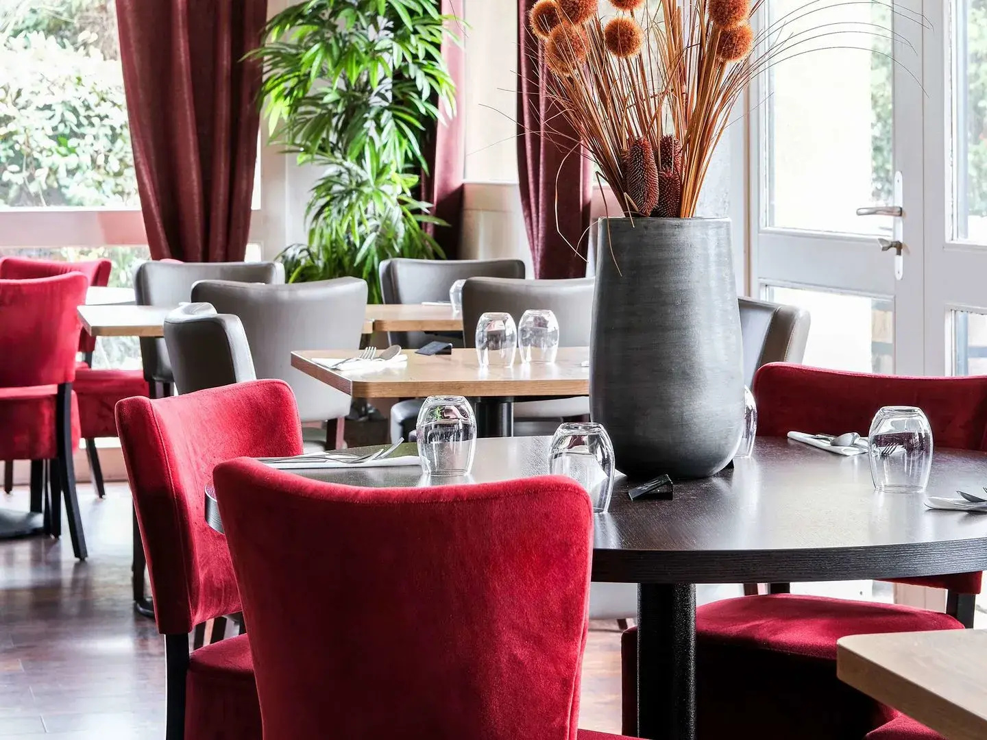 greet Hotel Massieux Lyon Nord