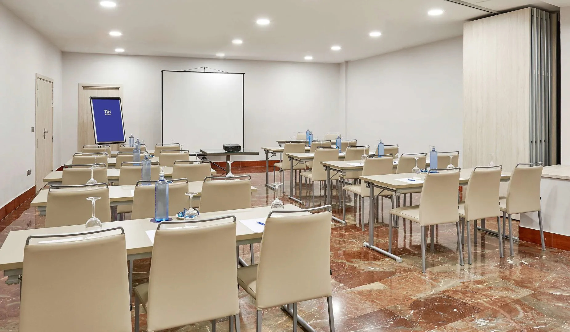 NH Córdoba Califa Hotel