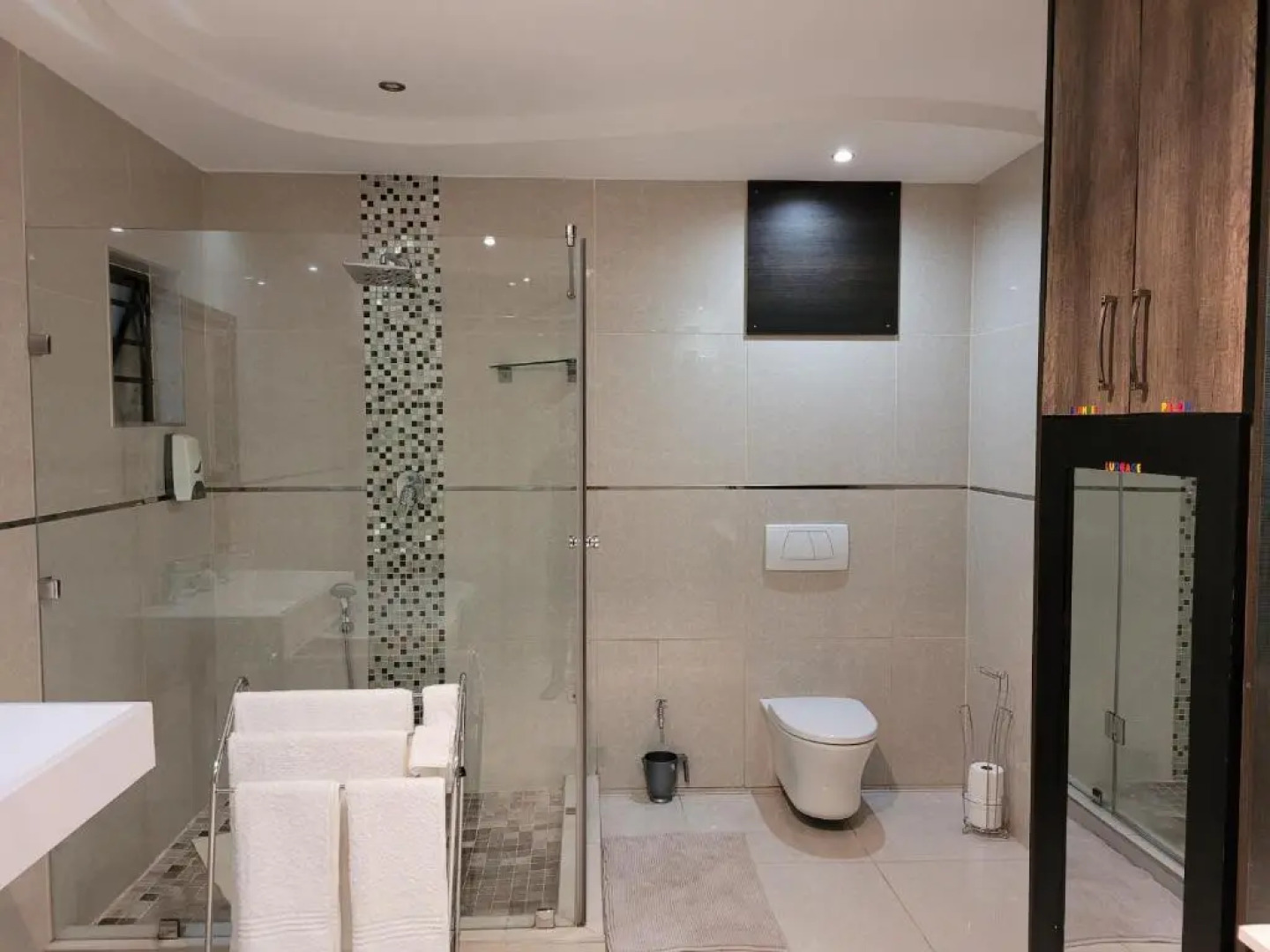 196 On Victoria Bed  Breakfast