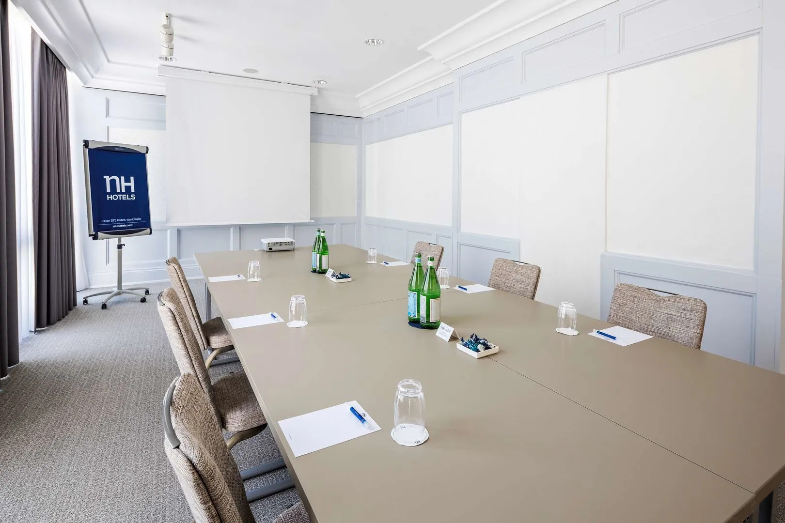 NH Luxembourg Airport