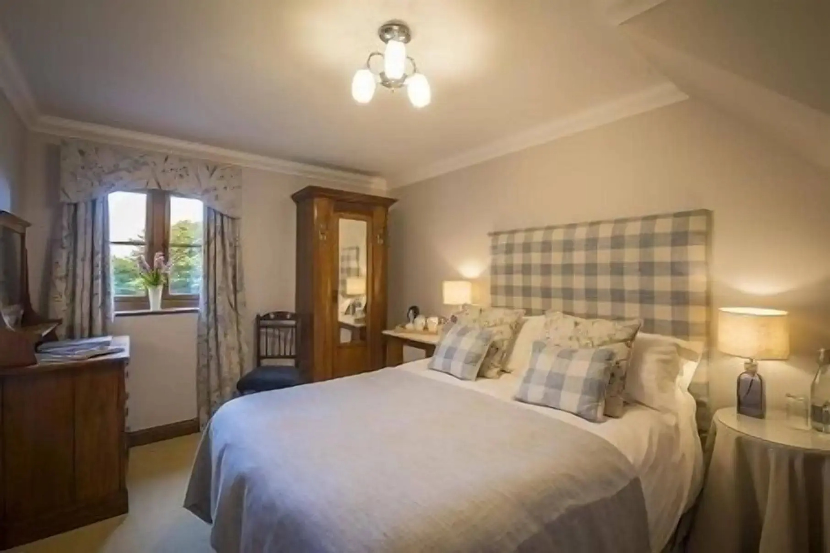 Copps Castle B&B
