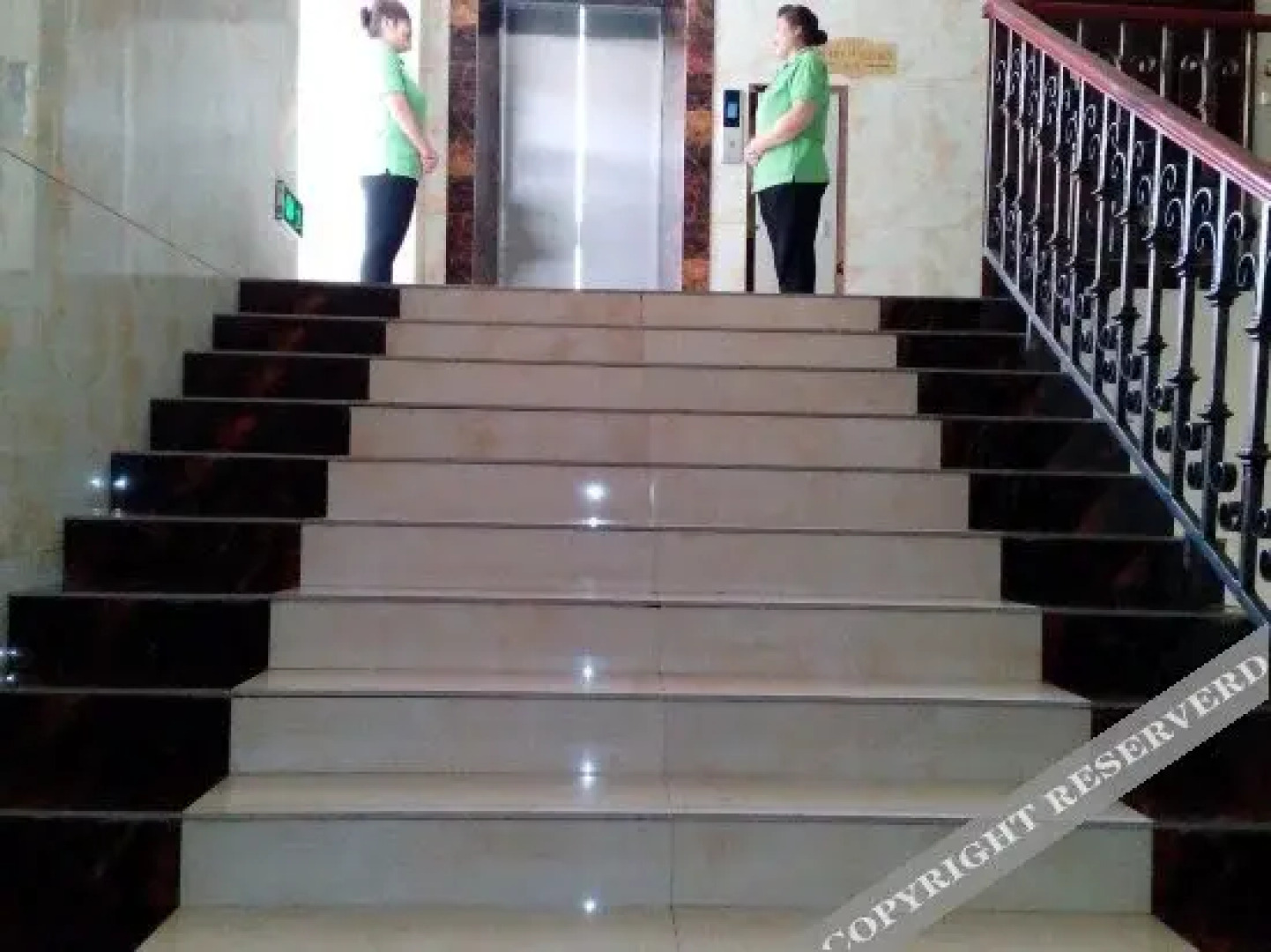 Yatai Hot Spring Resort