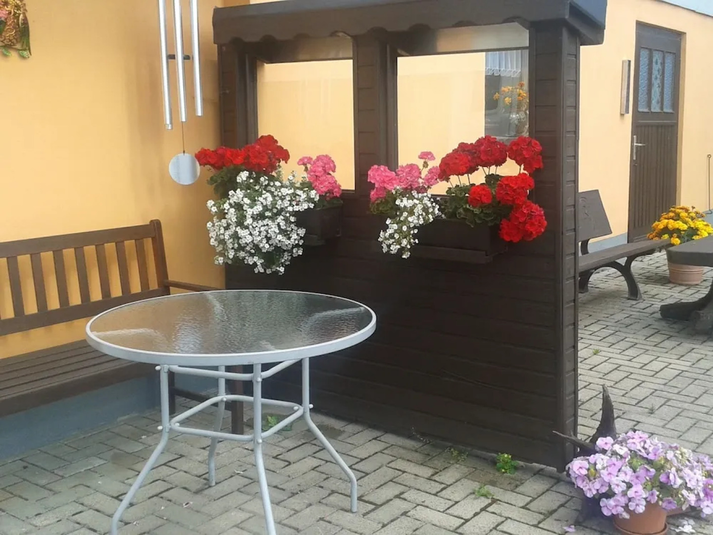 Pretty Apartment With Garden, Bbq, Deckchairs, Carport