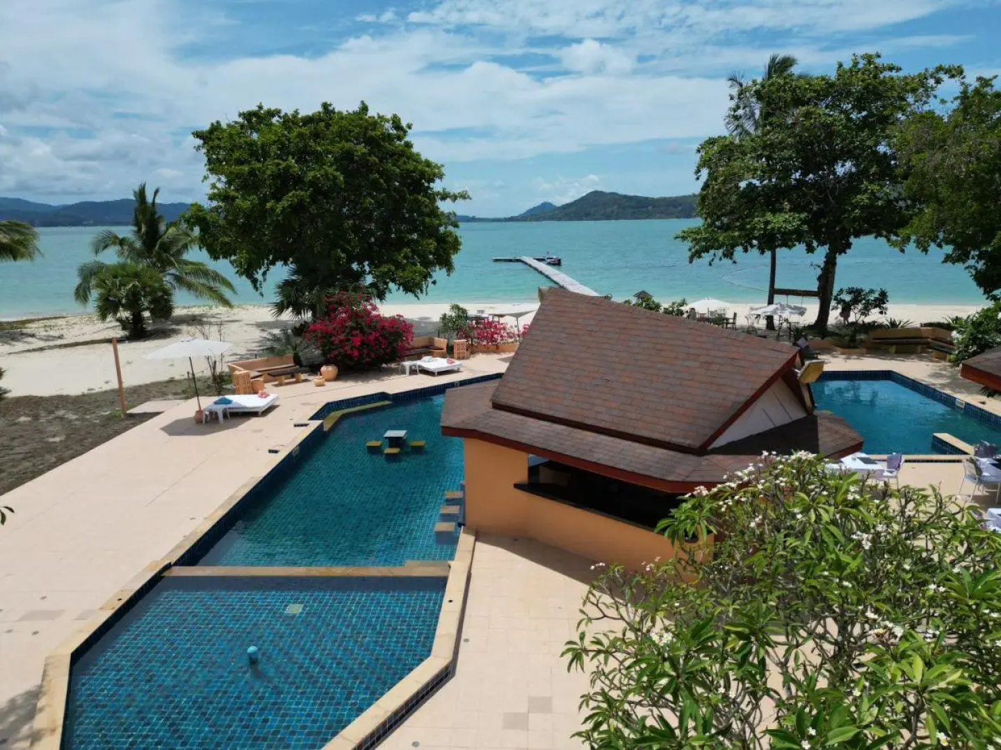 Cruiser Island Resort by Swiss-Belhotel