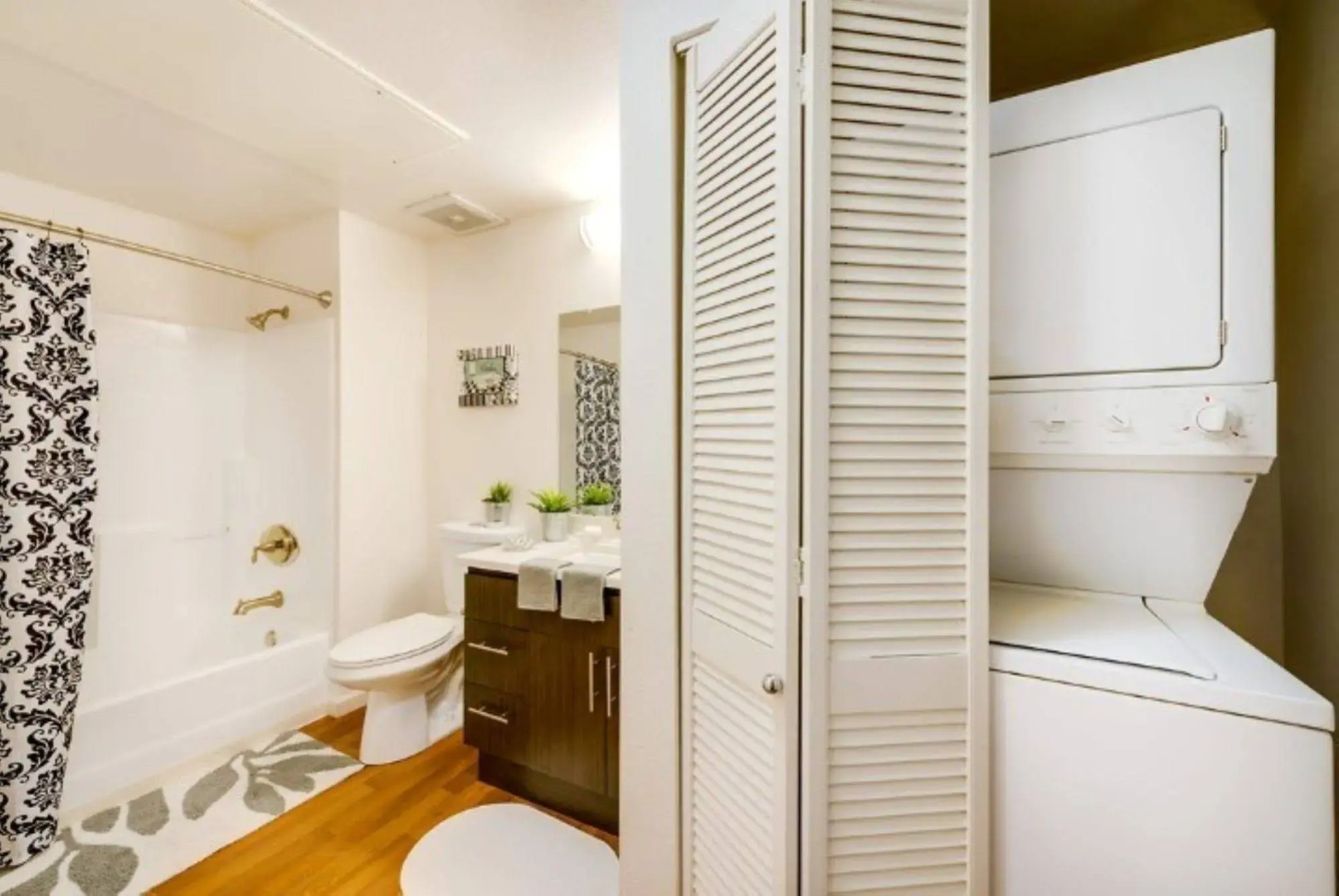 Global Luxury Suites at San Fernando