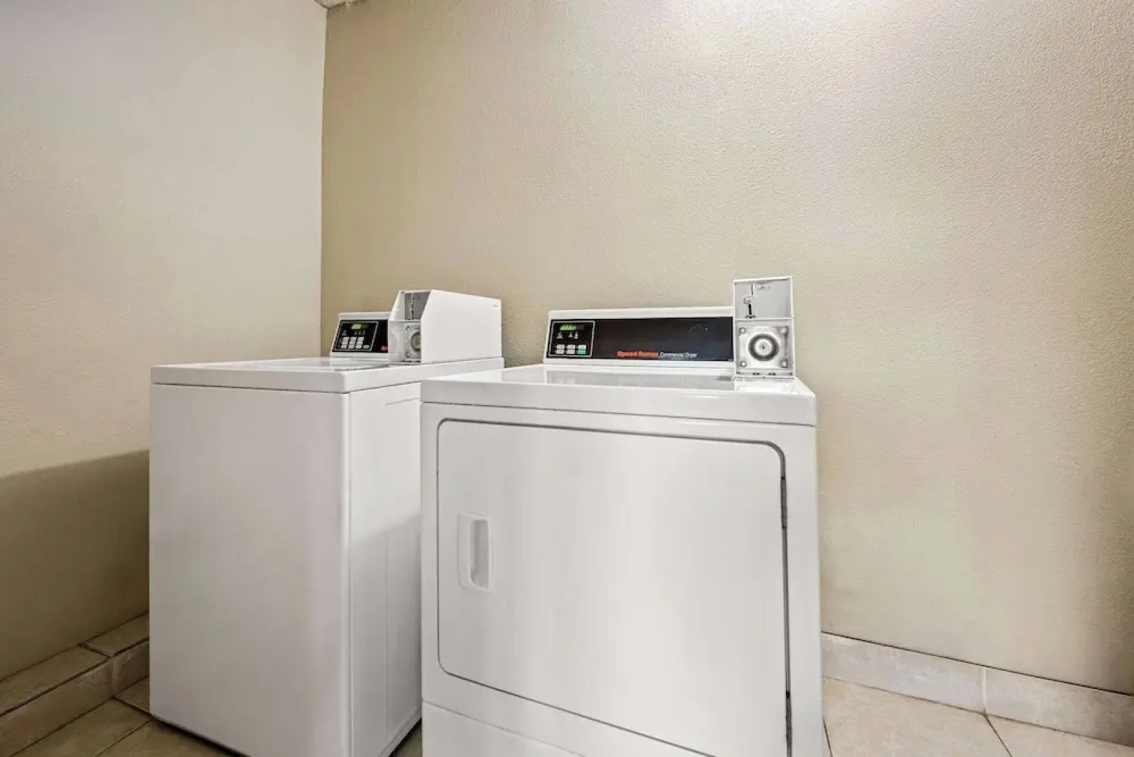 Super 8 Roanoke Rapids