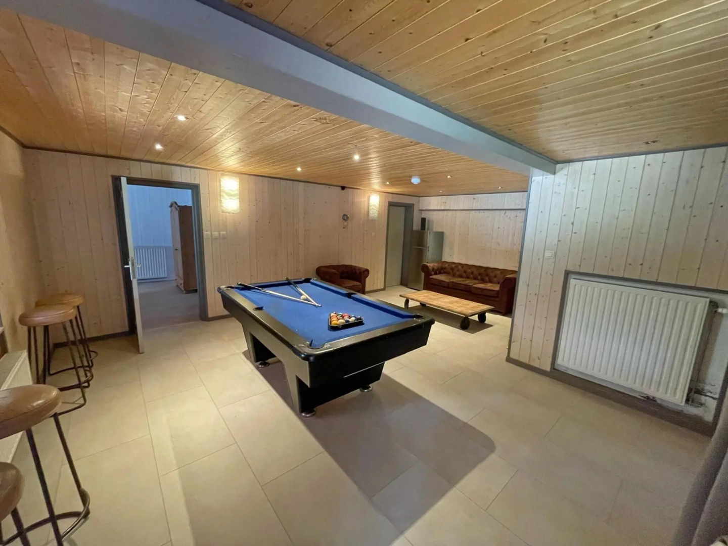Spacious holiday home for 12 adults and 3 children with sauna / private pool