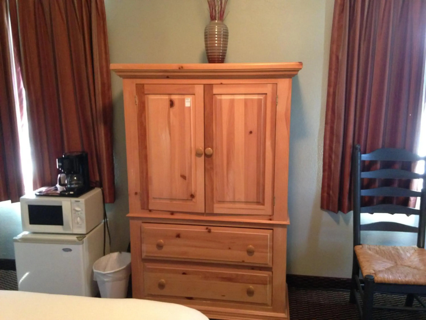 Rugged Country Lodge