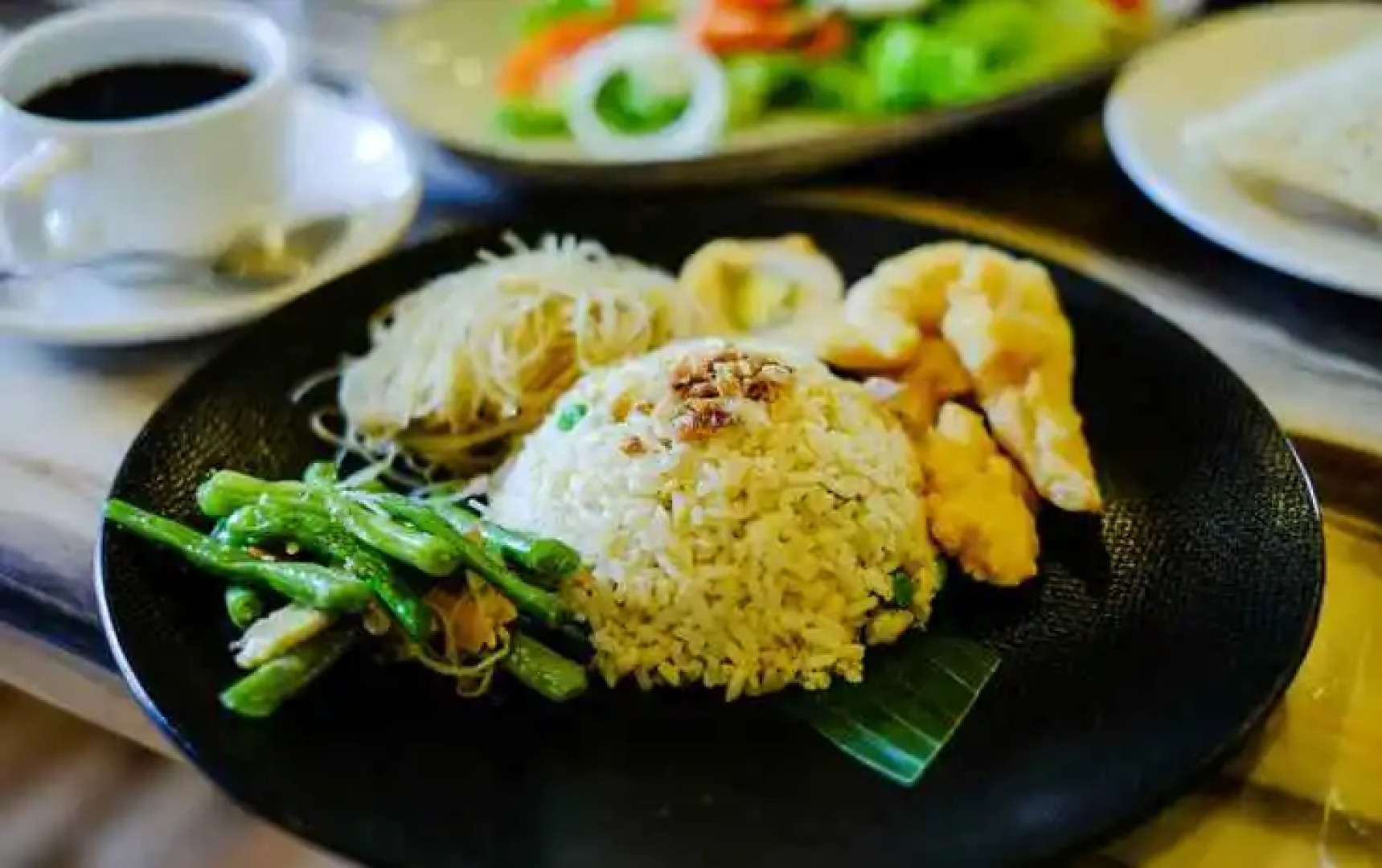 Front One Hotel Sragen