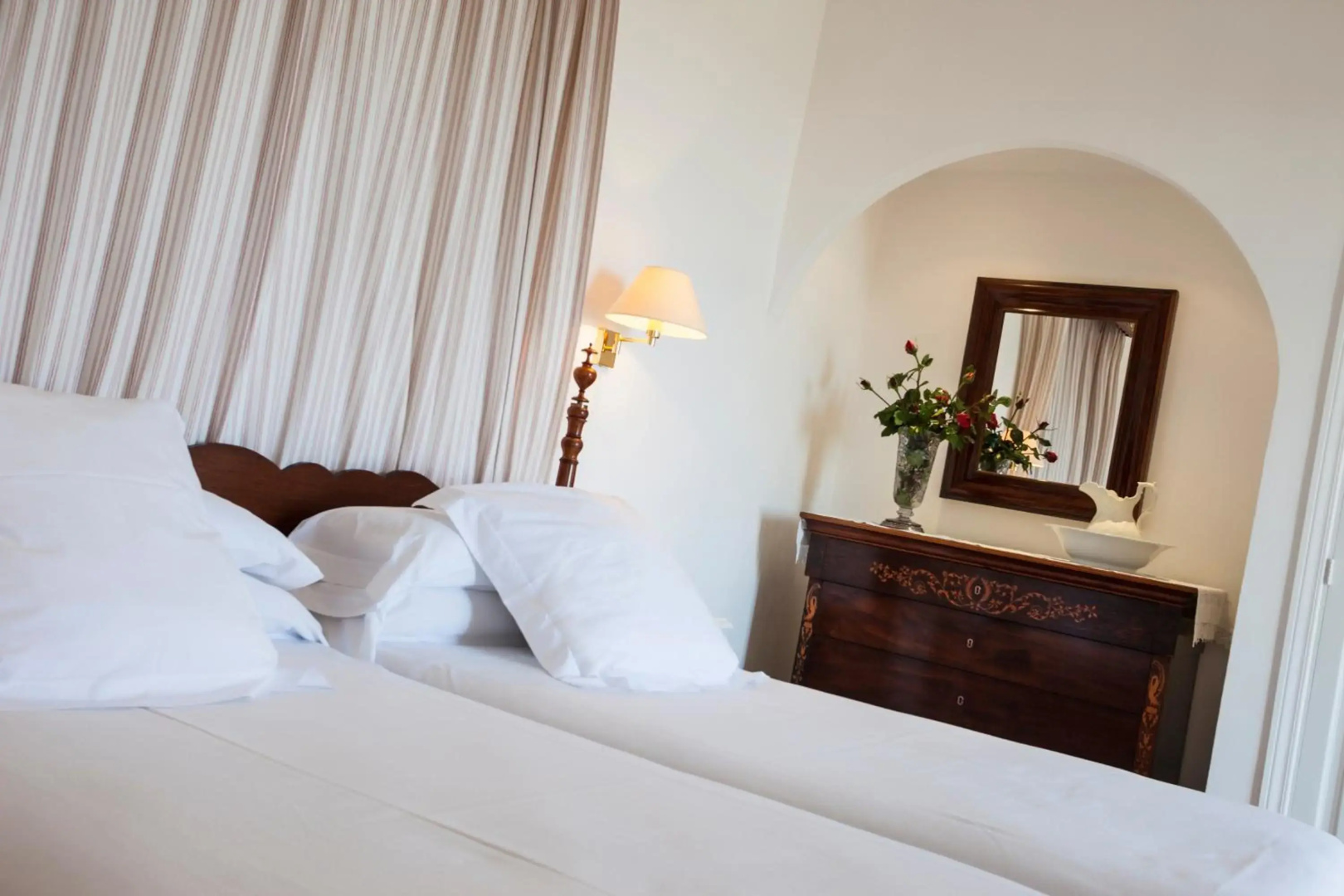Hotel Llenaire