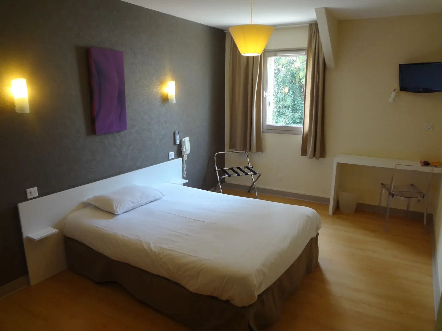 Brit Hôtel du Parc Niort Centre - Parking gratuit