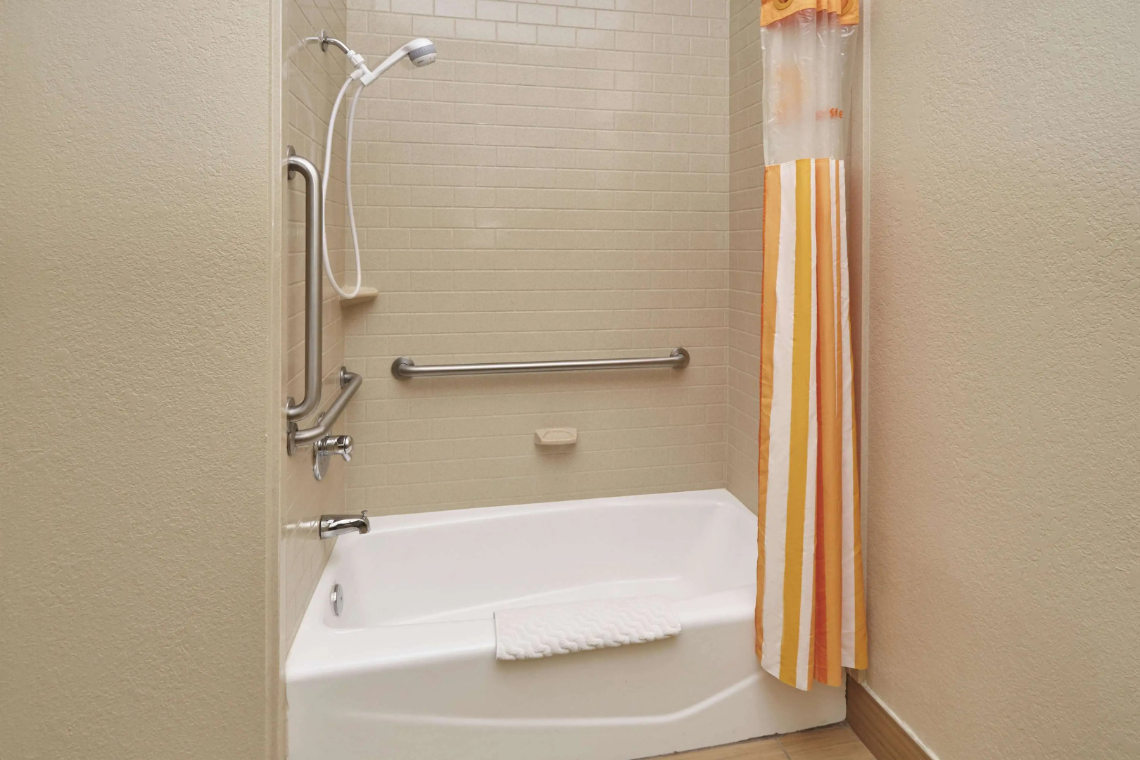 La Quinta Inn & Suites by Wyndham South Bend