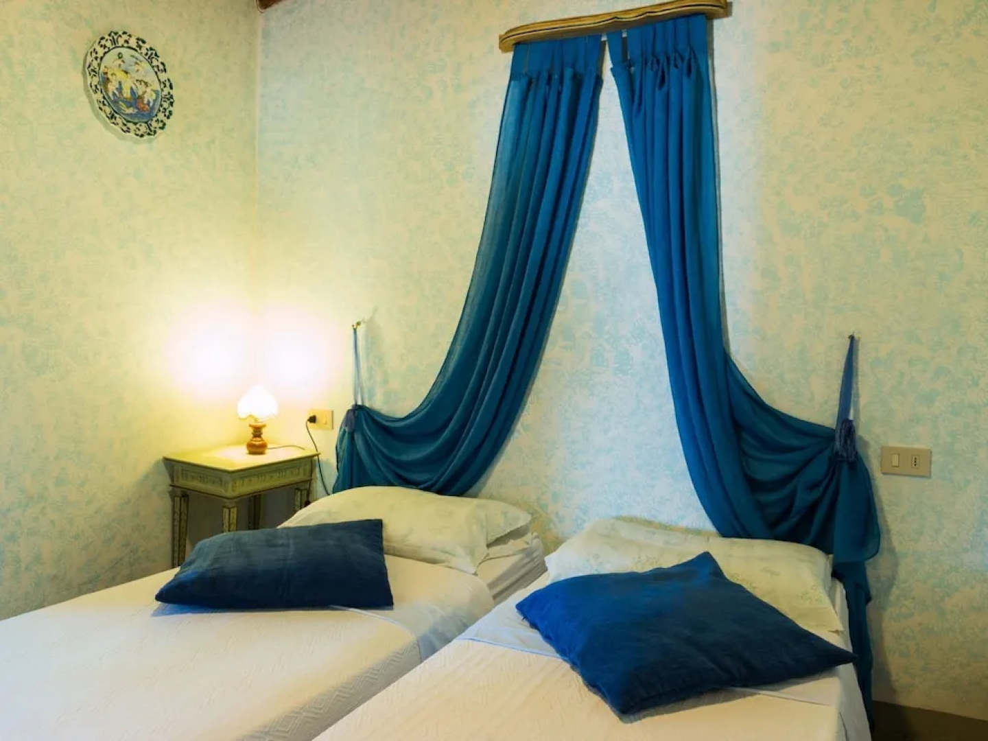 Nice Farmhouse in Montecatini Terme with Sauna & Hot Tub