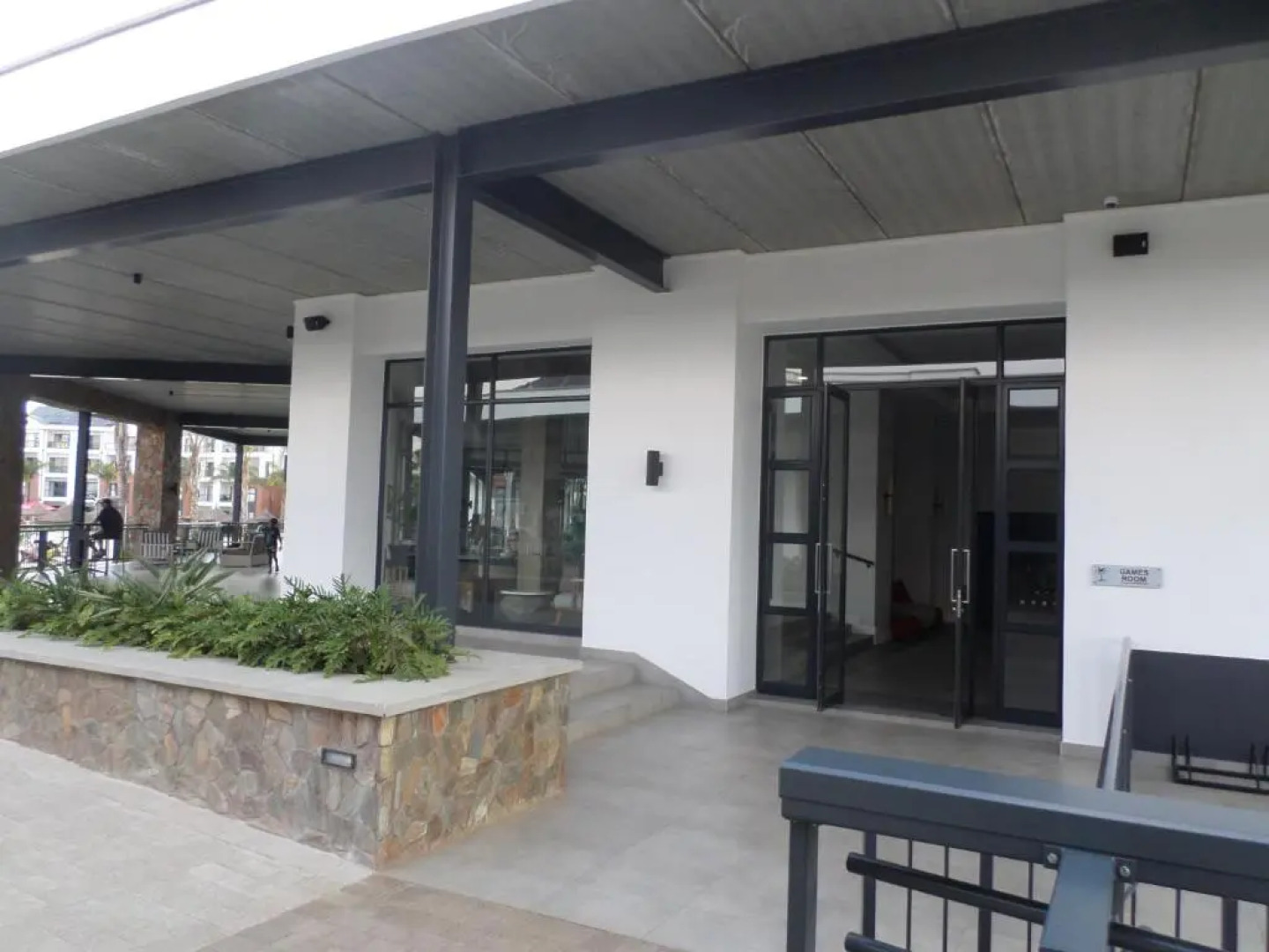 The Blyde Crystal Lagoon Cologne3