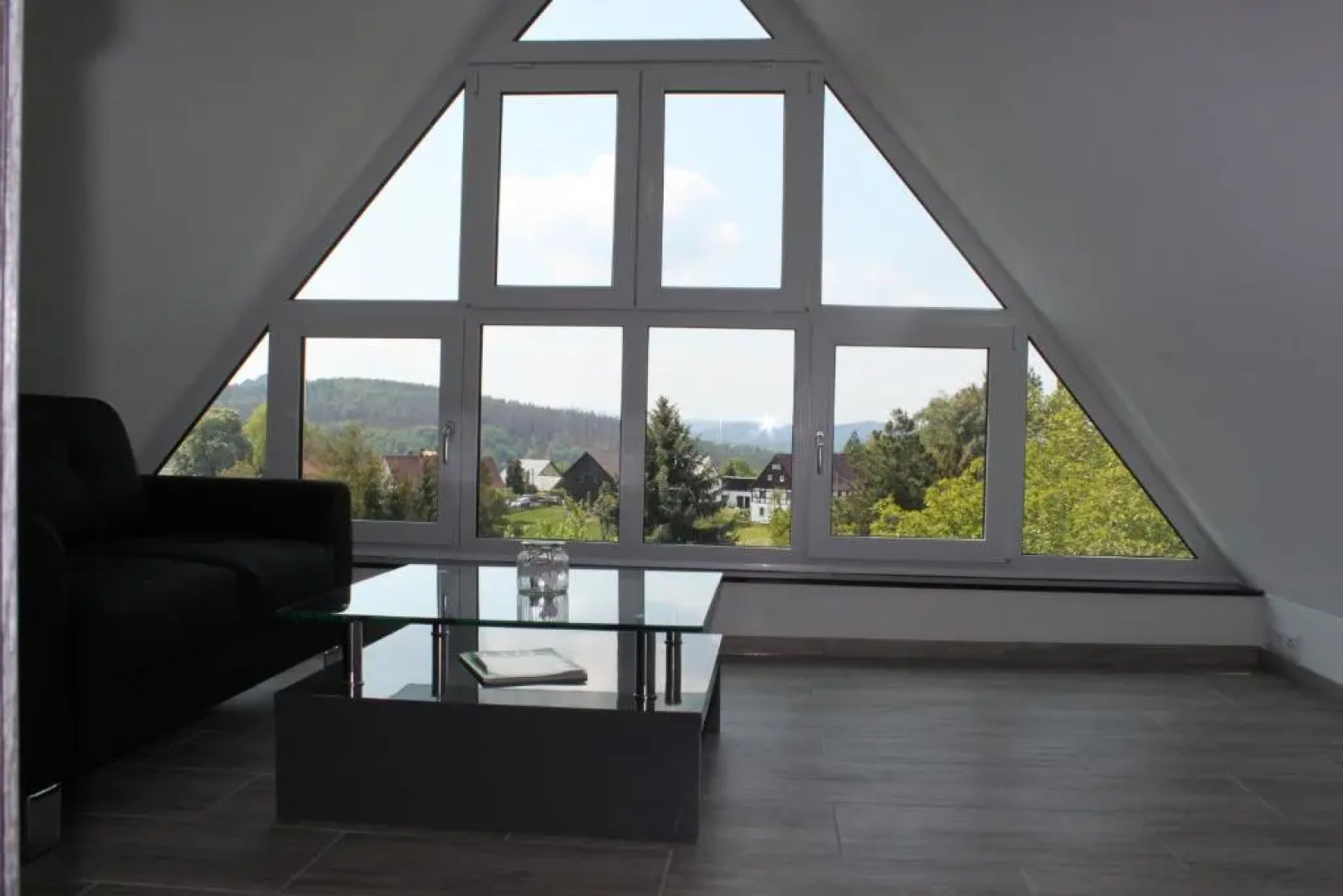 Traumferienhaus Bergblick Mittelndorf, bis zu 8 Personen, Sauna, Grill