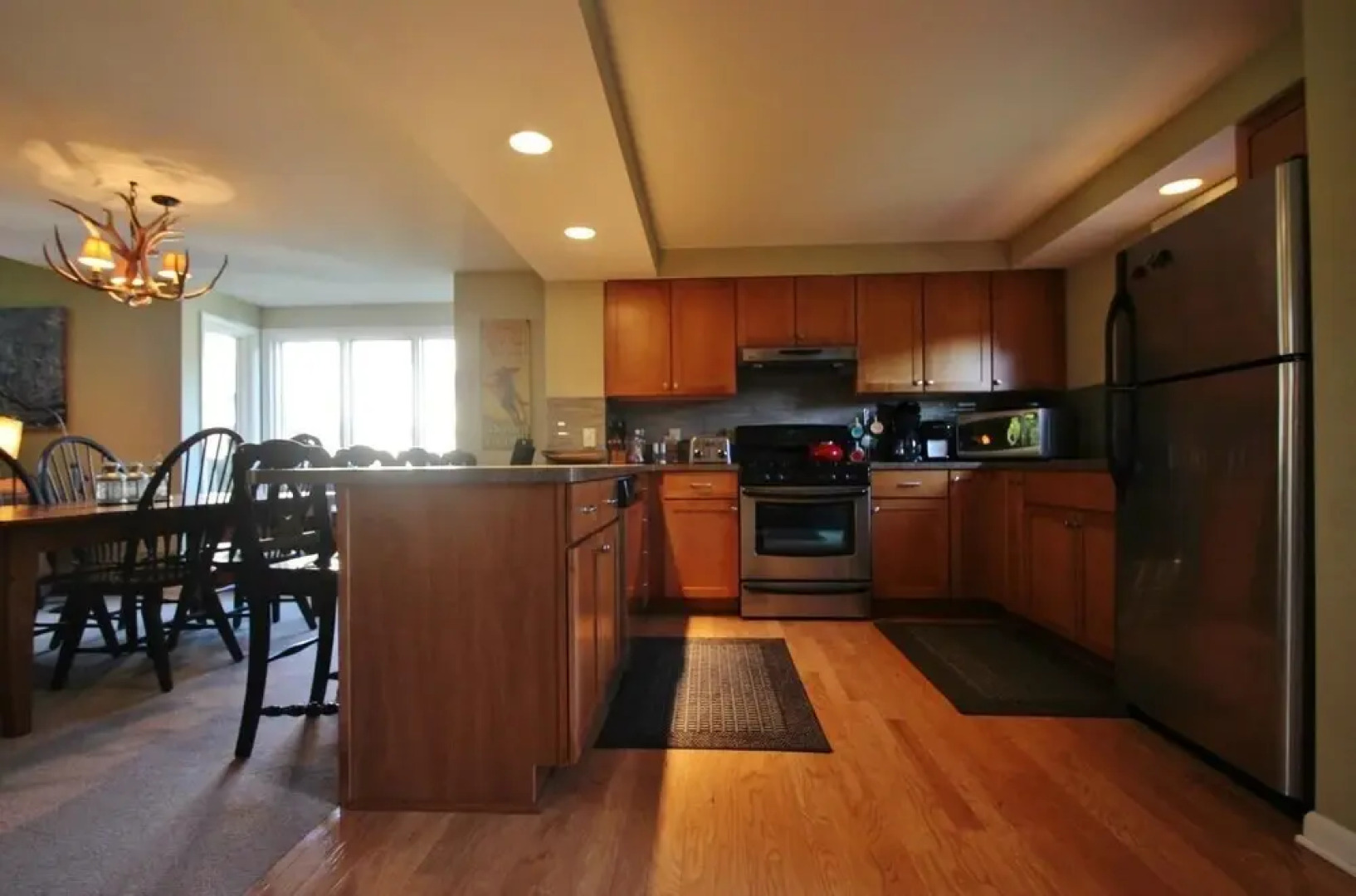 Woods 81 3 Bedroom Condo by Redawning