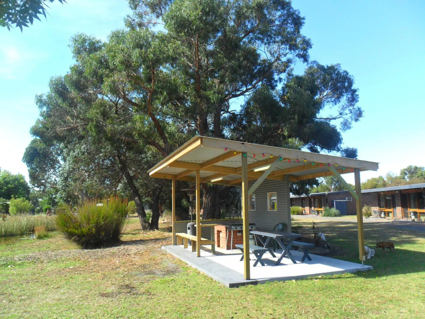 Halls Haven Holiday Units