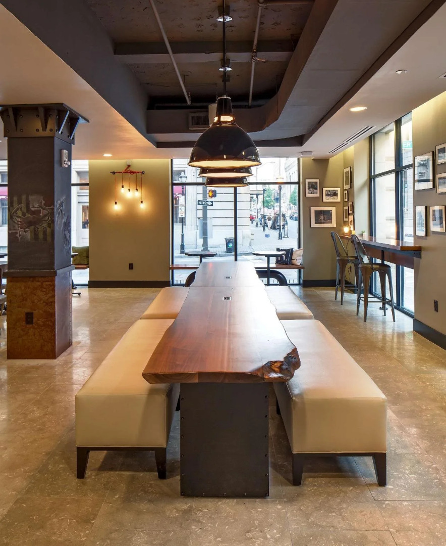 Hotel RL Baltimore Inner Harbor