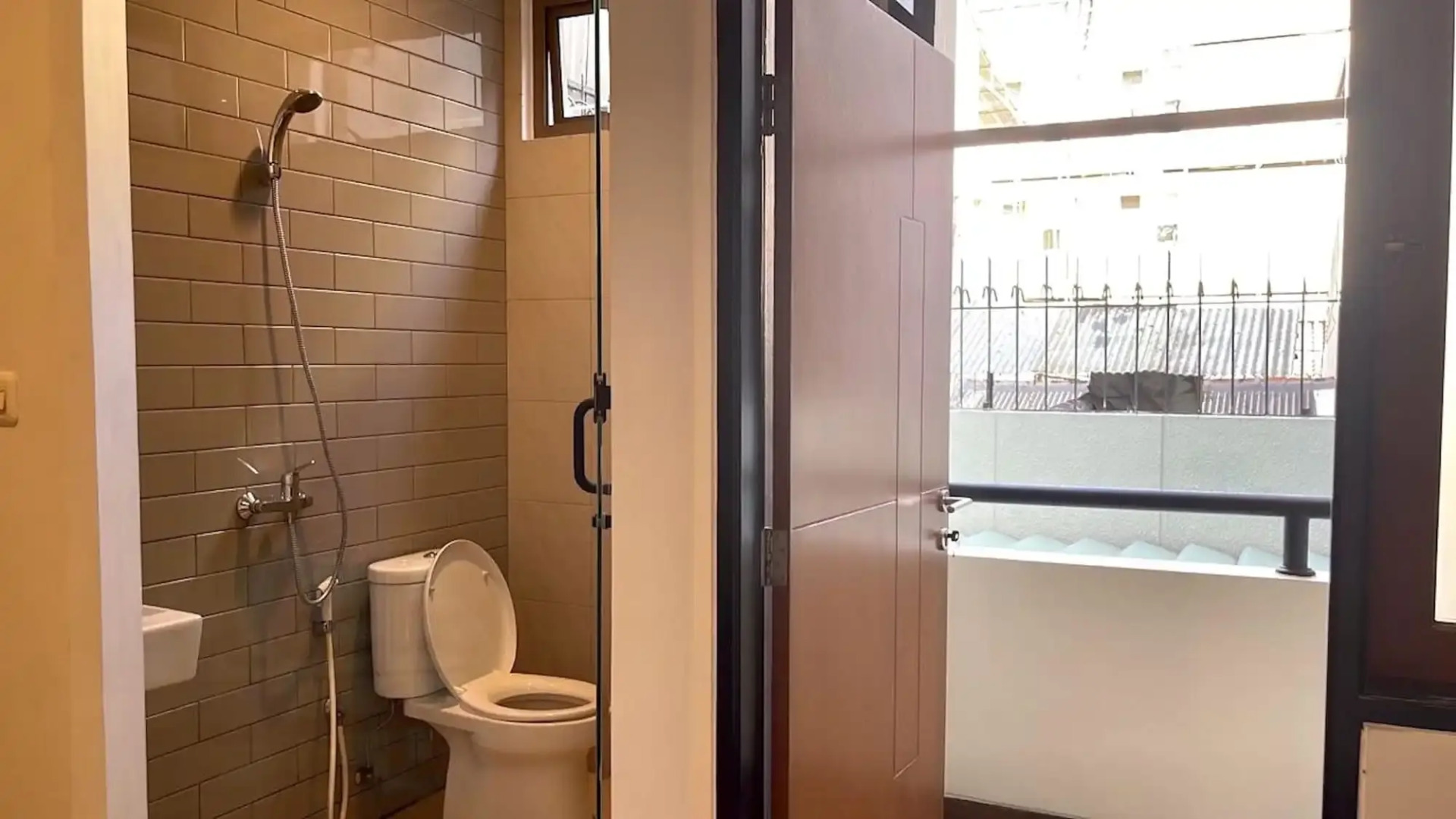 The Packer Lodge - Hostel