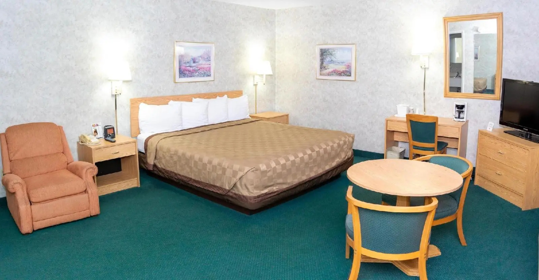 Regency Inn Perrysburg