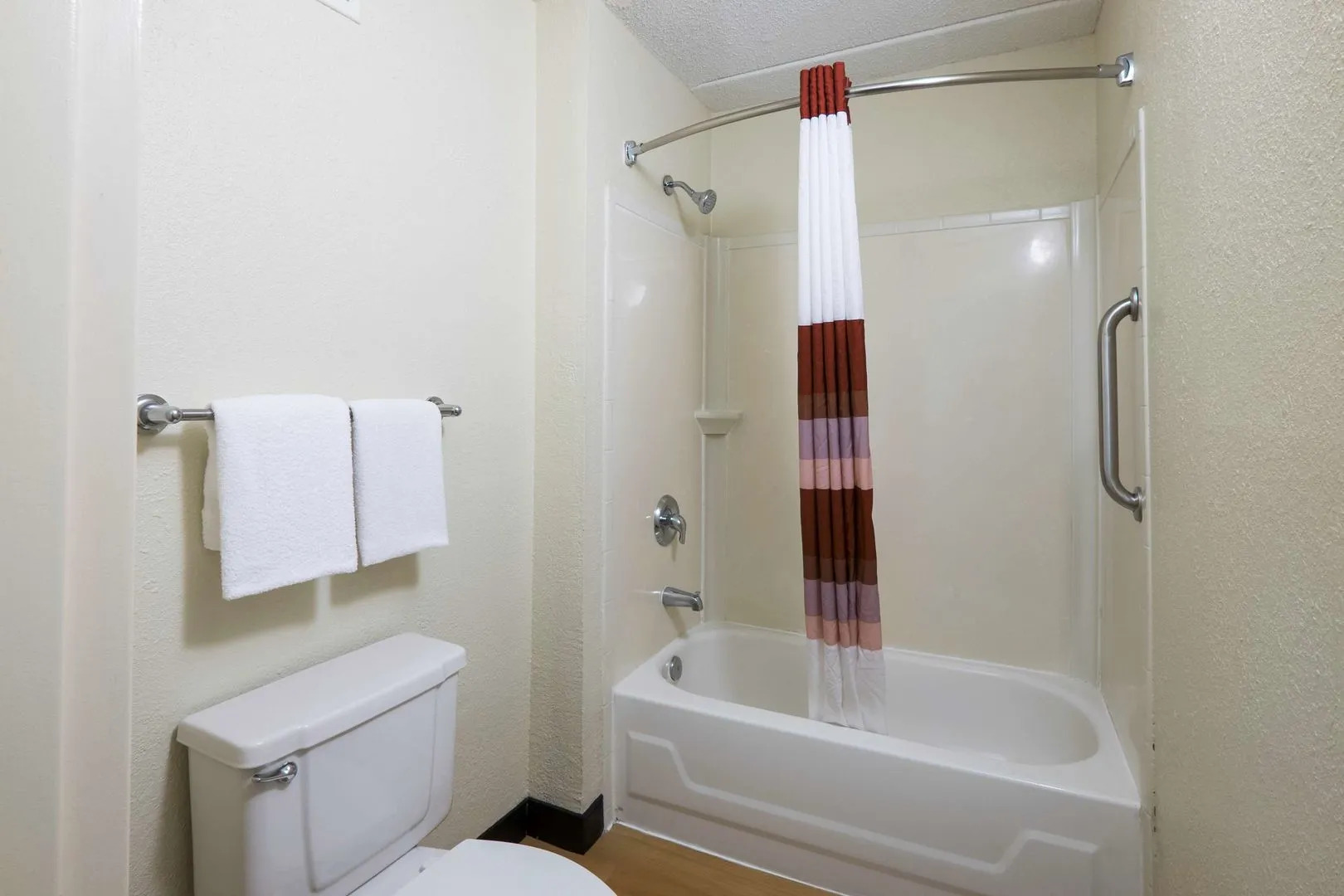 Red Roof Inn Tinton Falls - Jersey Shore