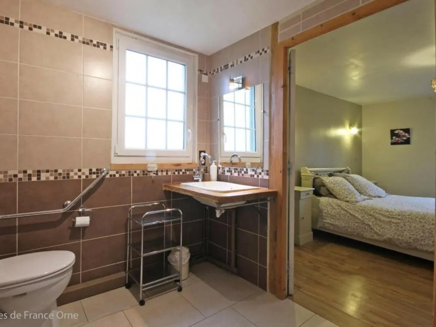 Gîte Crouttes, 4 pièces, 6 personnes - FR-1-497-19