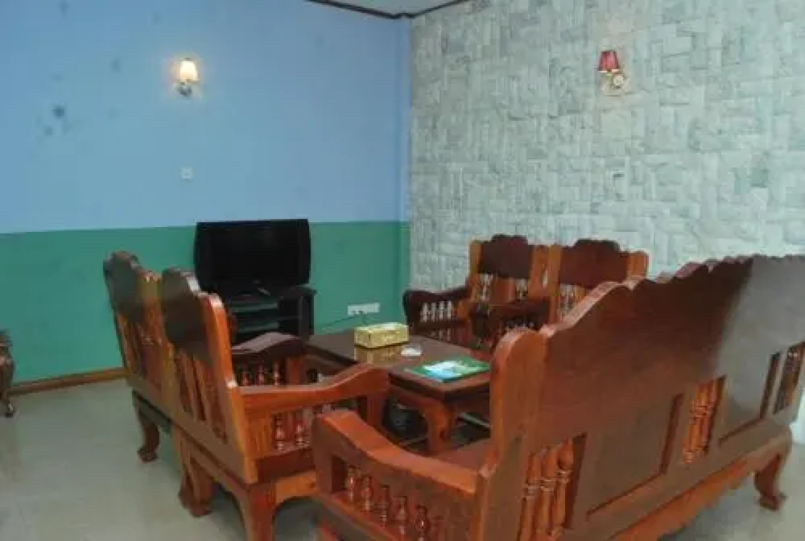 Sane Let Tin Resort Myanmar