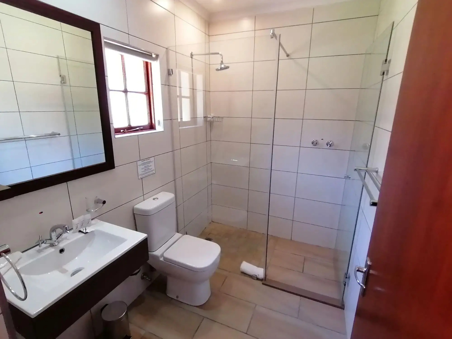 Eight Bells Mountain Inn