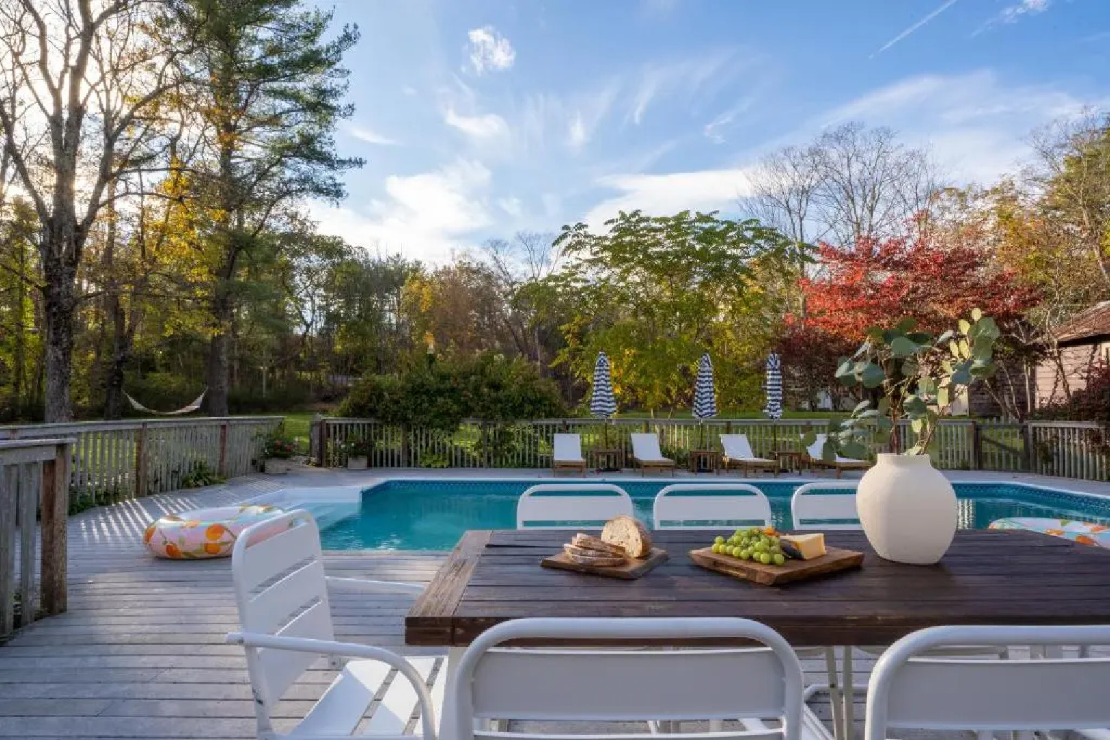 Cortland by Avantstay Charming Heritage Estate w/ Private Lake & Pool