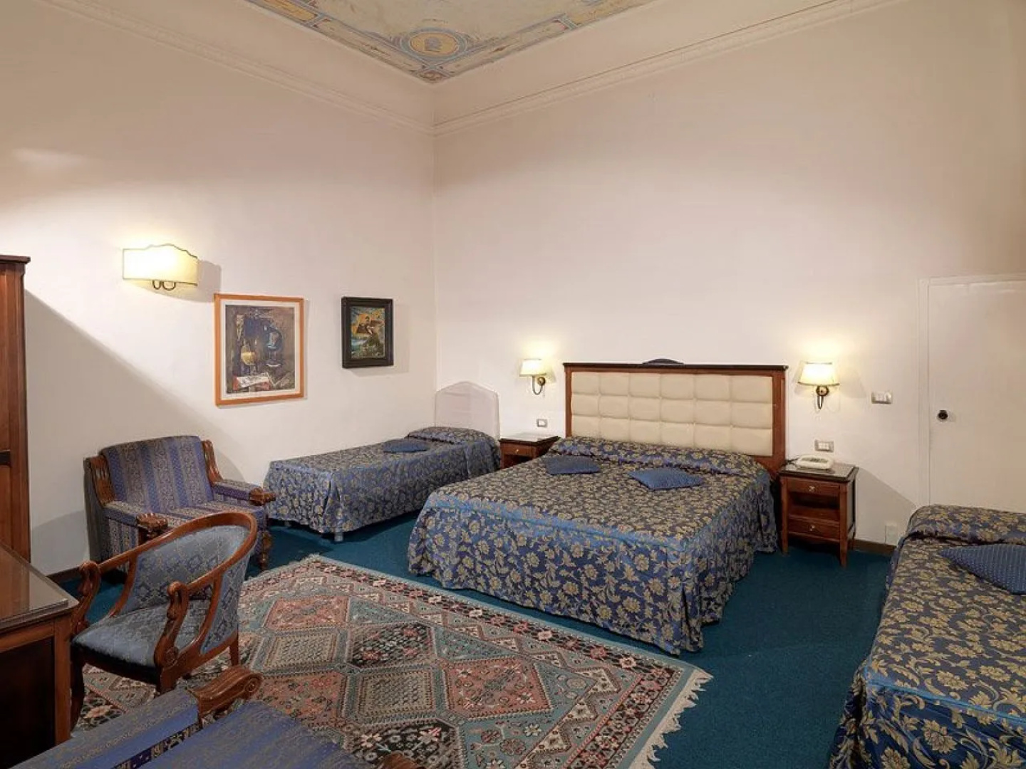 HHB Hotel