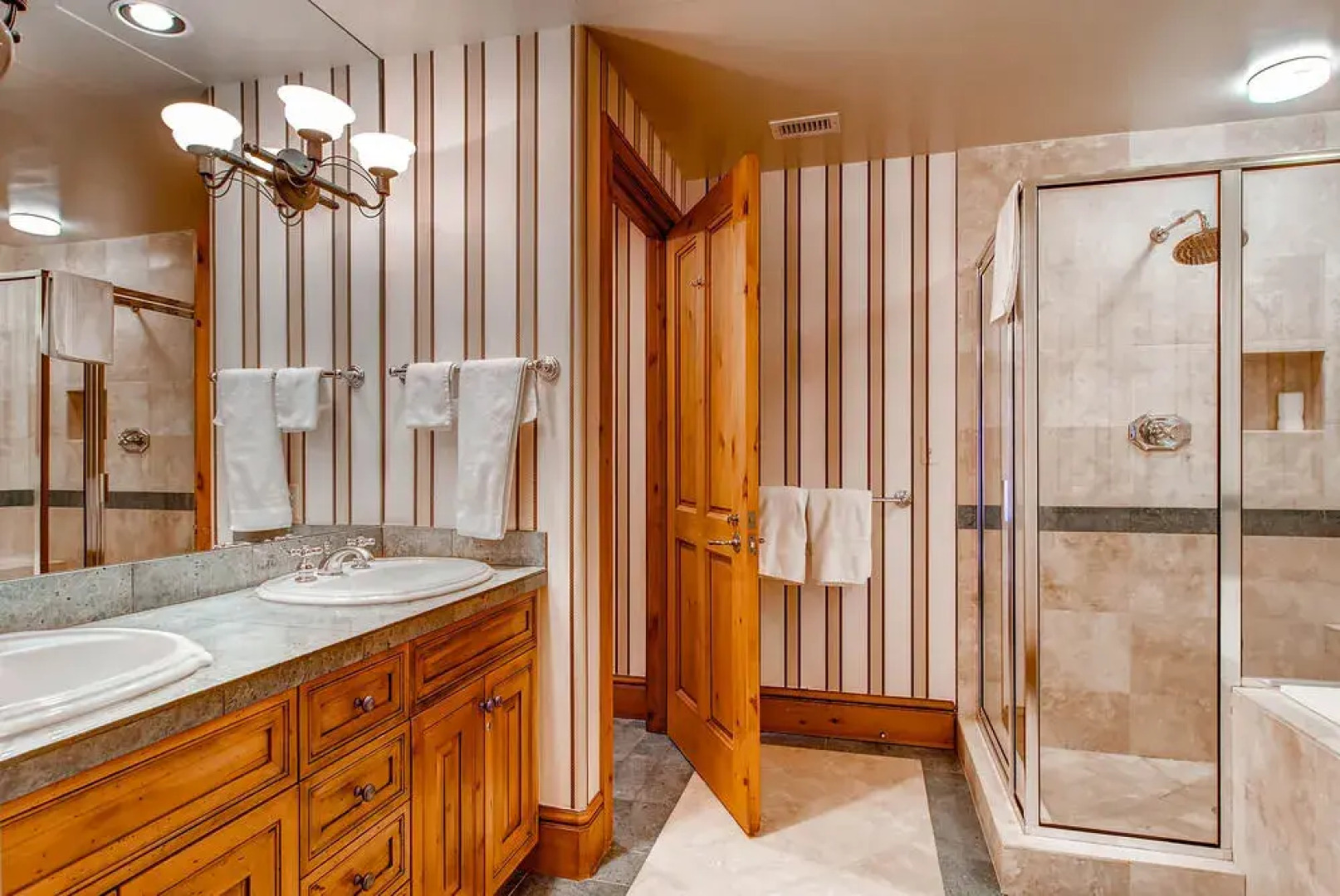 Villa Montane by East West Hospitality