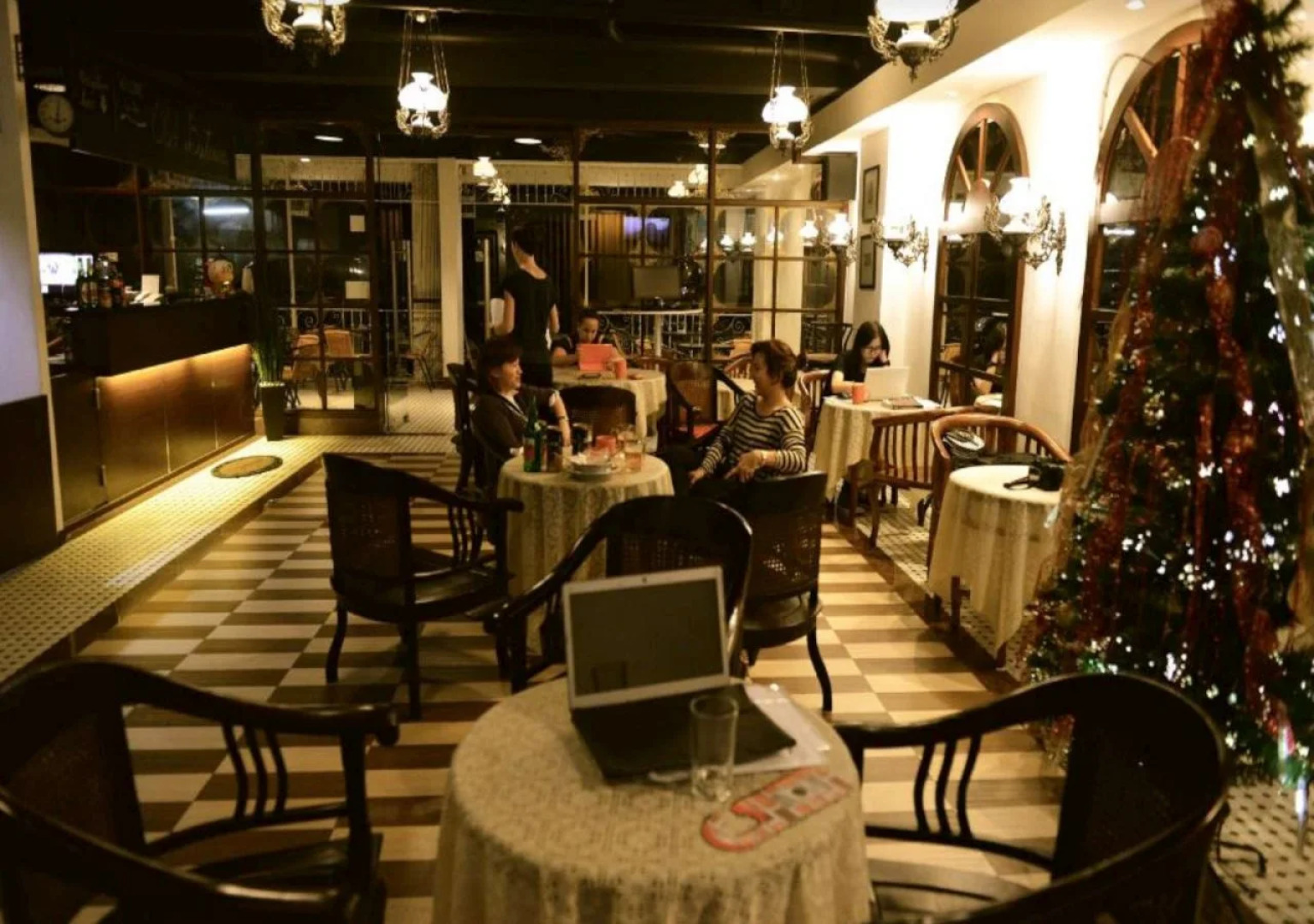 Capsule Hostel Old Batavia