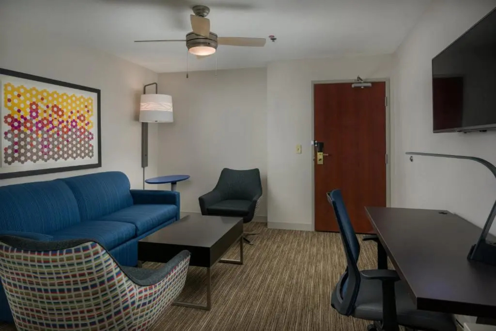 Holiday Inn Express & Suites Lawrence by IHG