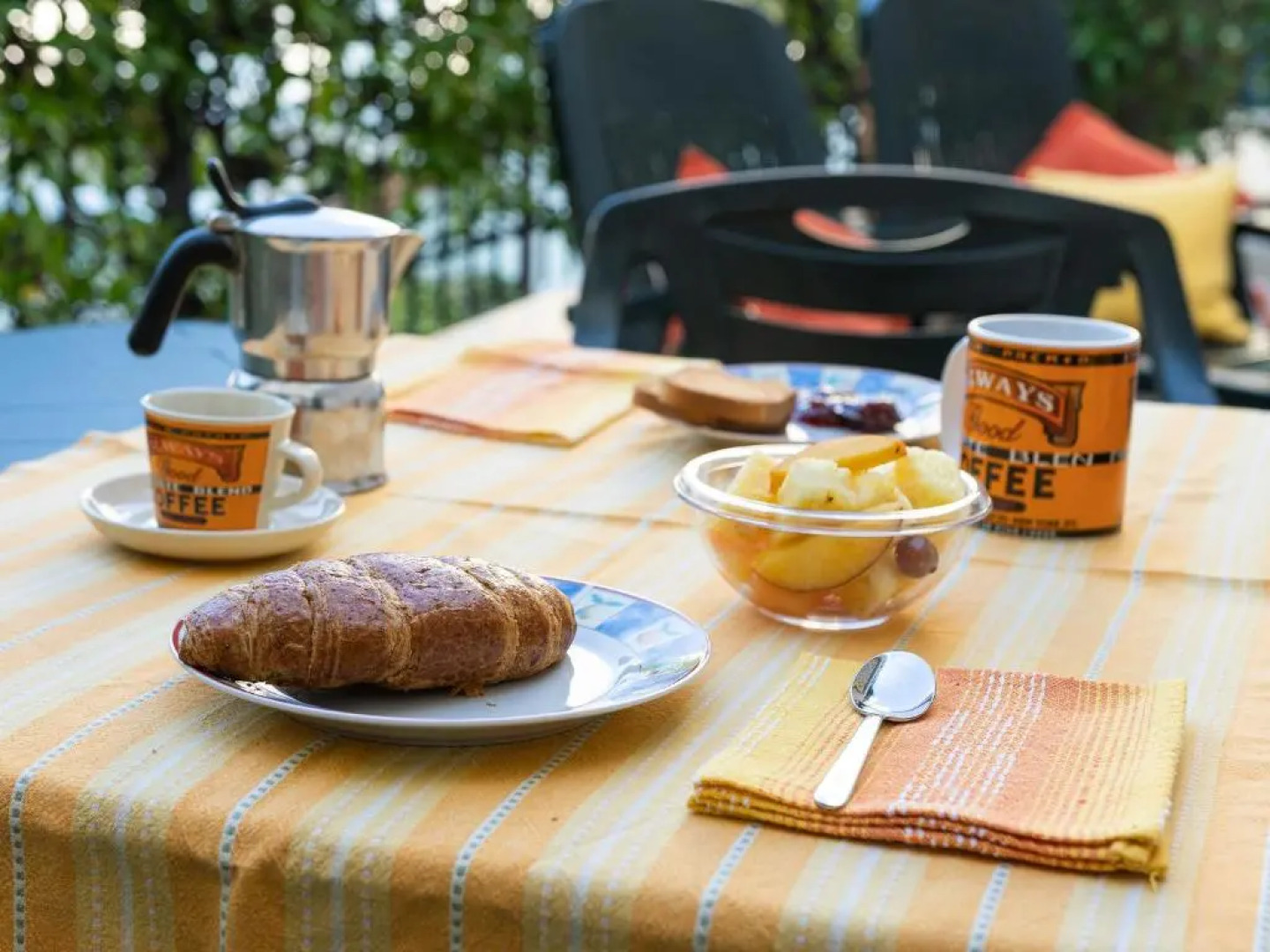 Terrazza del Gelsomino with terrace and open view