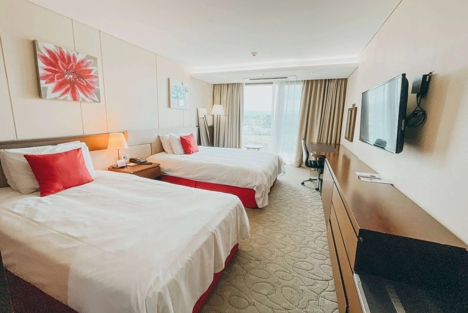 Ramada Jeju Hamdeok