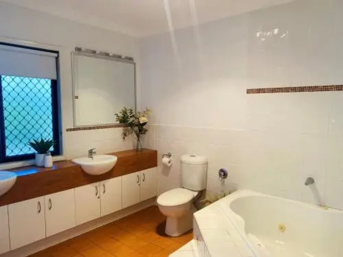 44 Cypress Avenue Holiday Home In A Quiet Location Close To Patrolled Beach And Cbd